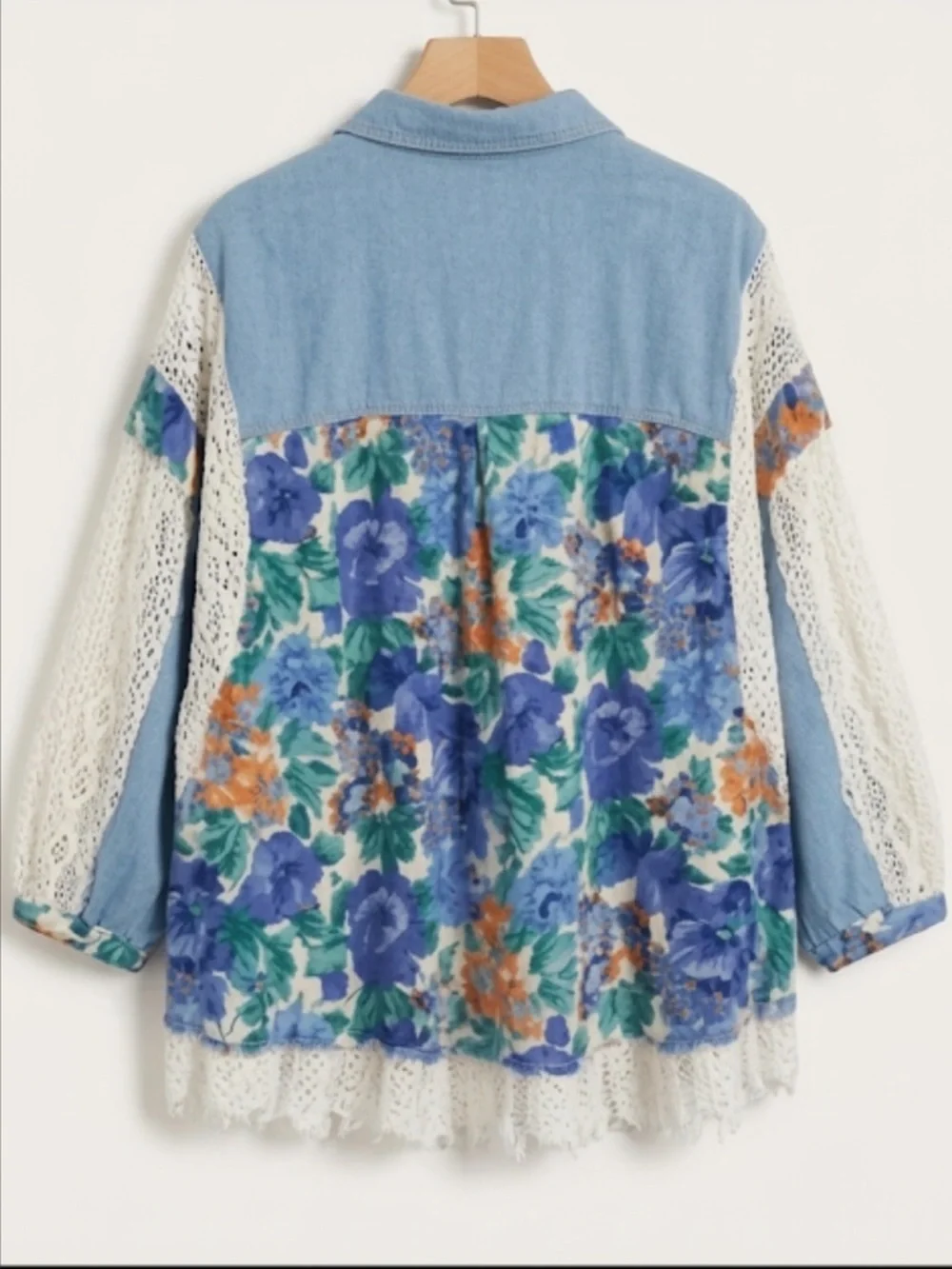 POL Boho Floral Patchwork Blouse Blue Chambray Crochet Lace 1/4 Button L
V - Picture 4 of 14